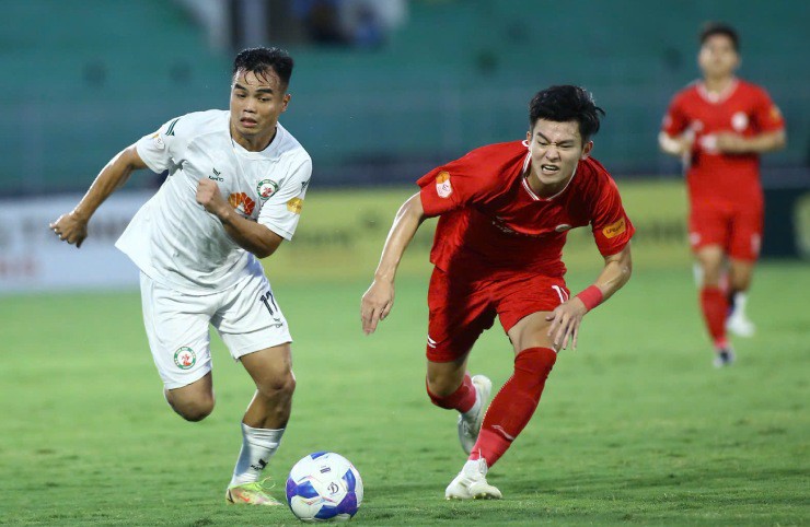 Bình Định hòa Viettel, thoát khỏi vị trí bét bảng V-League