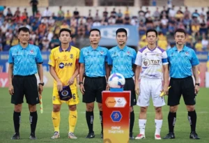 Trọng Tài Sai Lầm Ở V-League Bị Đình Chỉ Nhiệm Vụ